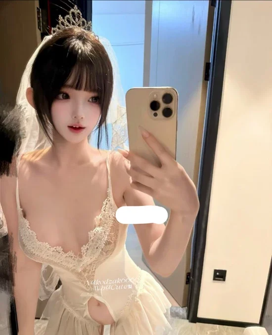苹果+安卓+电脑【视频 福利姬】小梨 新 婚纱【362M】-大壮社区